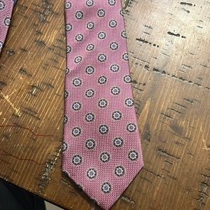 Silk tie